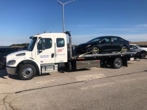 truck towing service